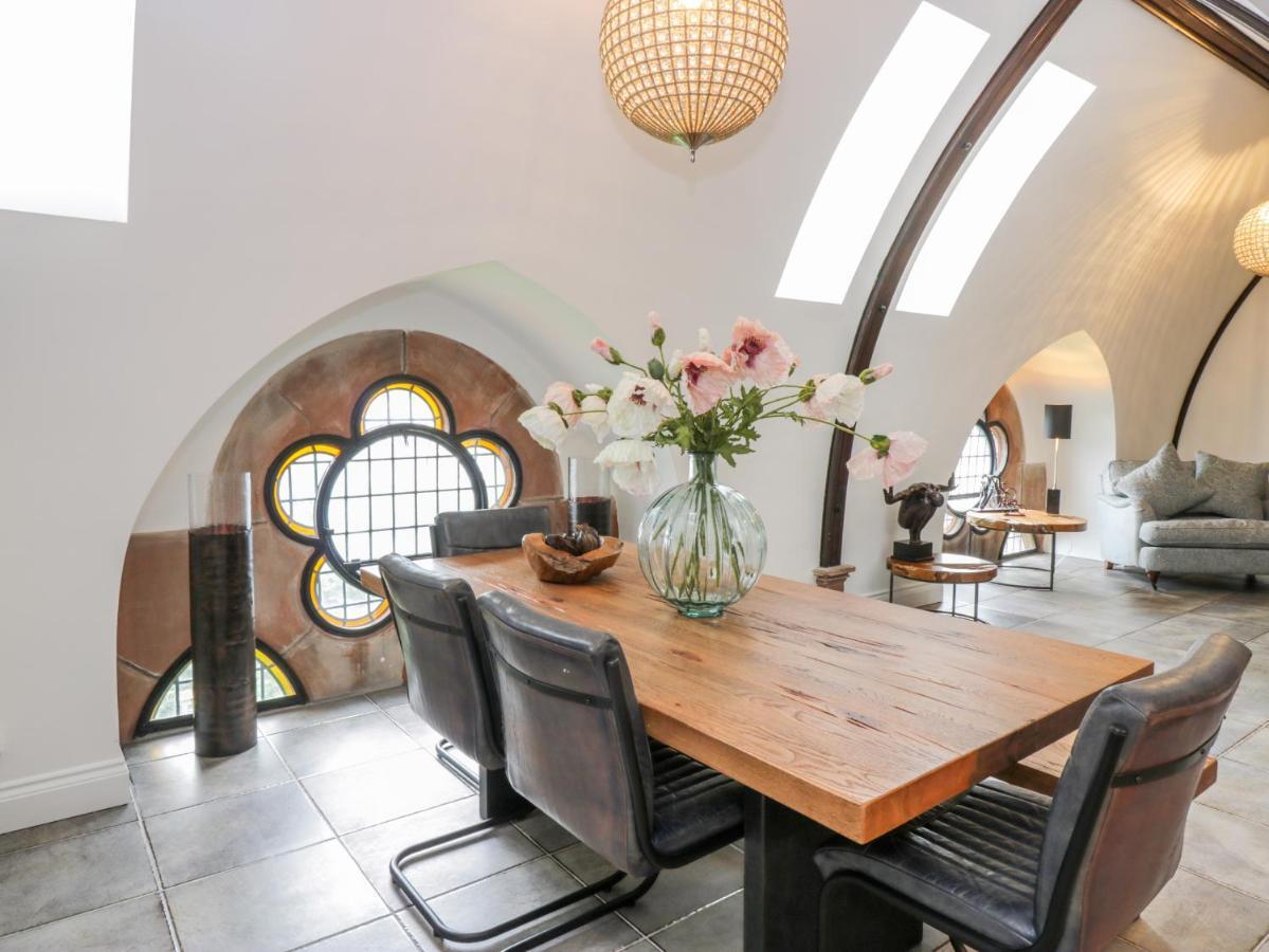 Penthouse St Mary'S Church Moffat Buitenkant foto